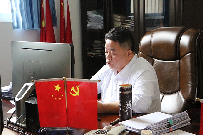 1584089280772466.jpg 2.张海林书记作《众志成城,坚决打赢疫情防控阻击战 迅速行动,严格管控一工校开学工作》的讲话.JPG