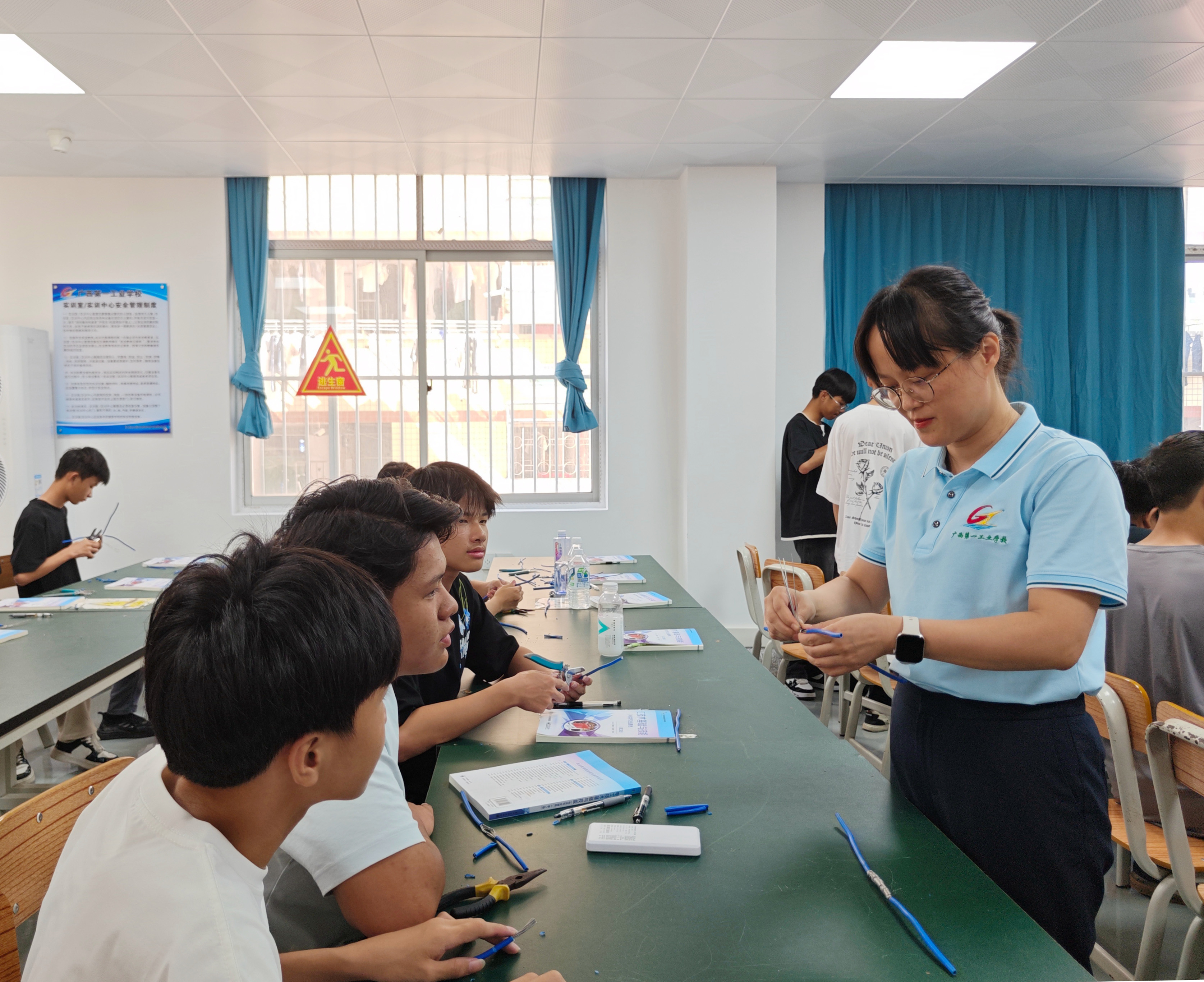 1760404391341660.jpg 1760404391341660.jpg