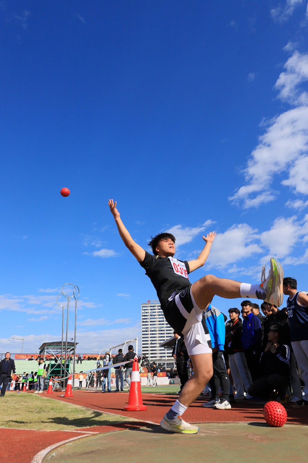 1763967903525494.jpg 1763967903525494.jpg