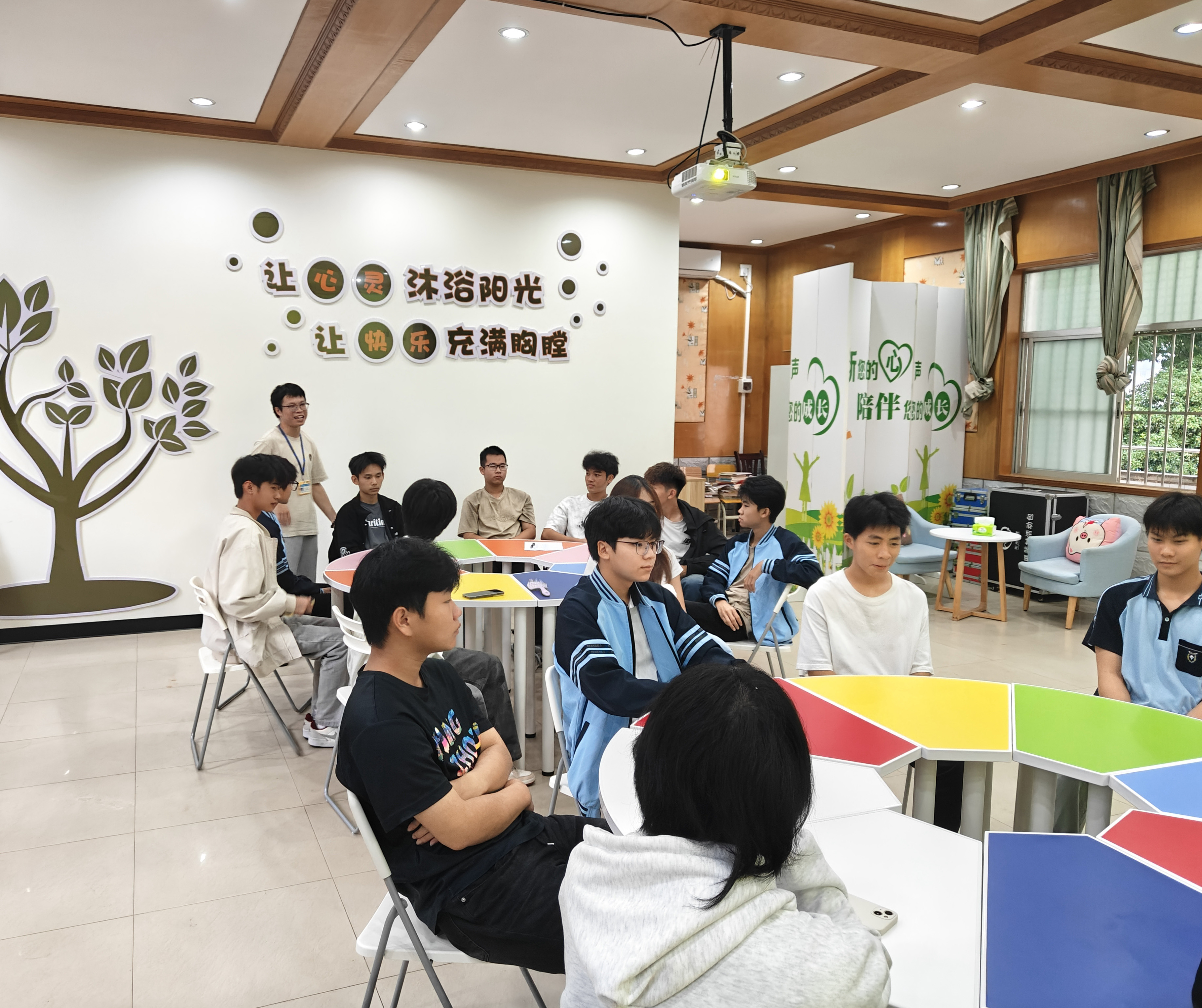 1762243703404670.jpg 1762243703404670.jpg