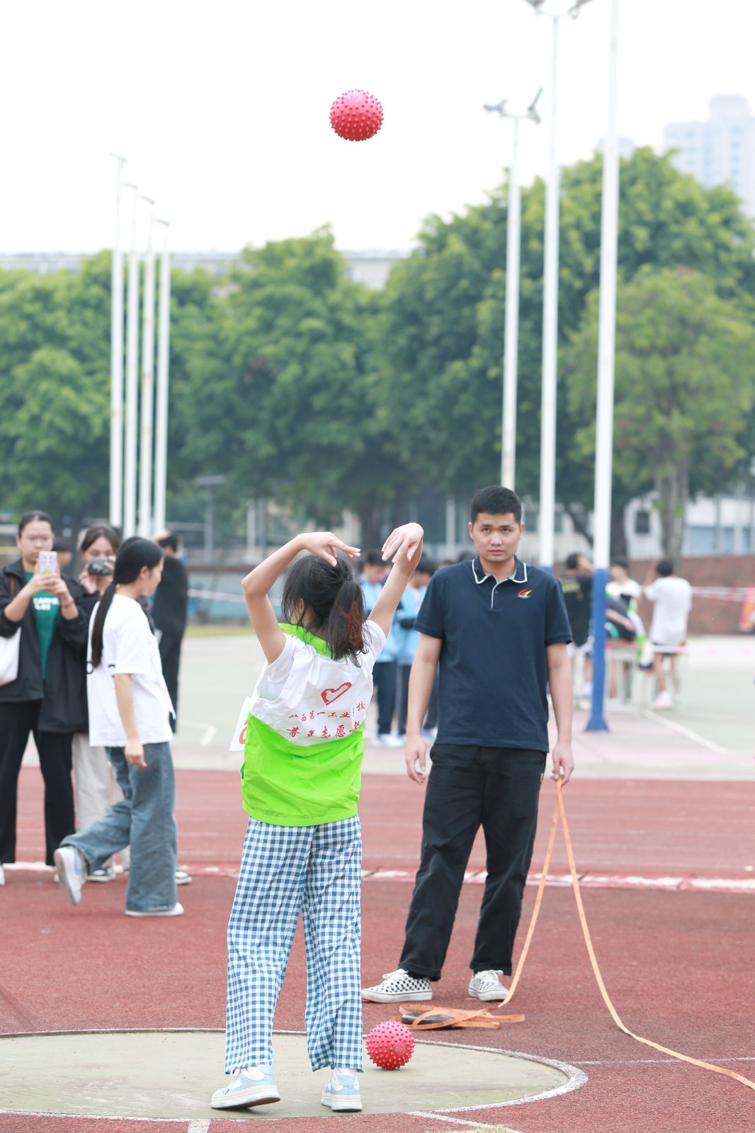 1763454703963458.jpg 1763454703963458.jpg